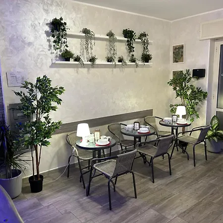 Roomy - Il Faraone Affittacamere Fiumicino