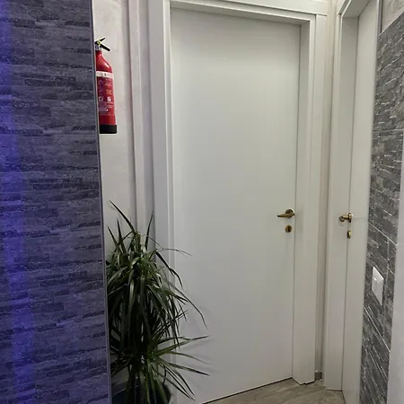Roomy - Il Faraone Affittacamere