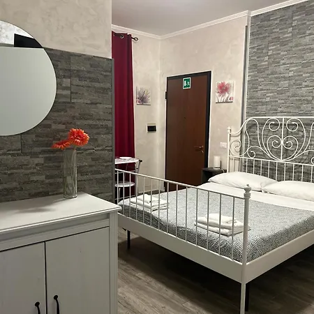 Roomy - Il Faraone