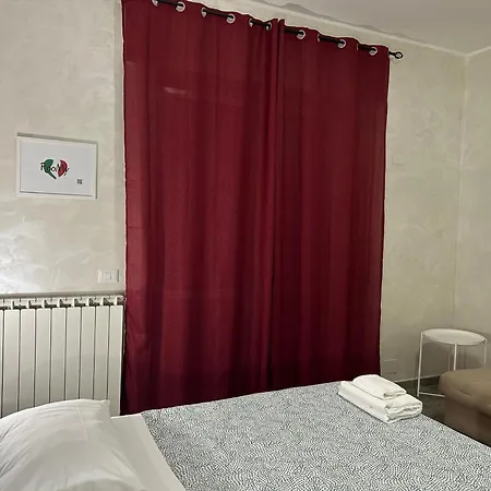 Roomy - Il Faraone 3*