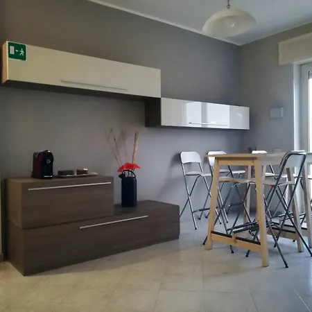Roomy - Il Faraone